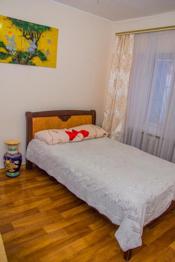 Apartment On Malaya Arnautskaya 21 Odesa Exterior photo
